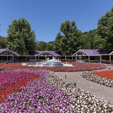 Готель Unique Garden Майріпоран Екстер'єр фото
